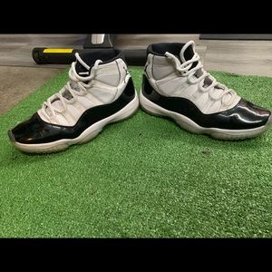 Used Jordan xi concord SZ 9